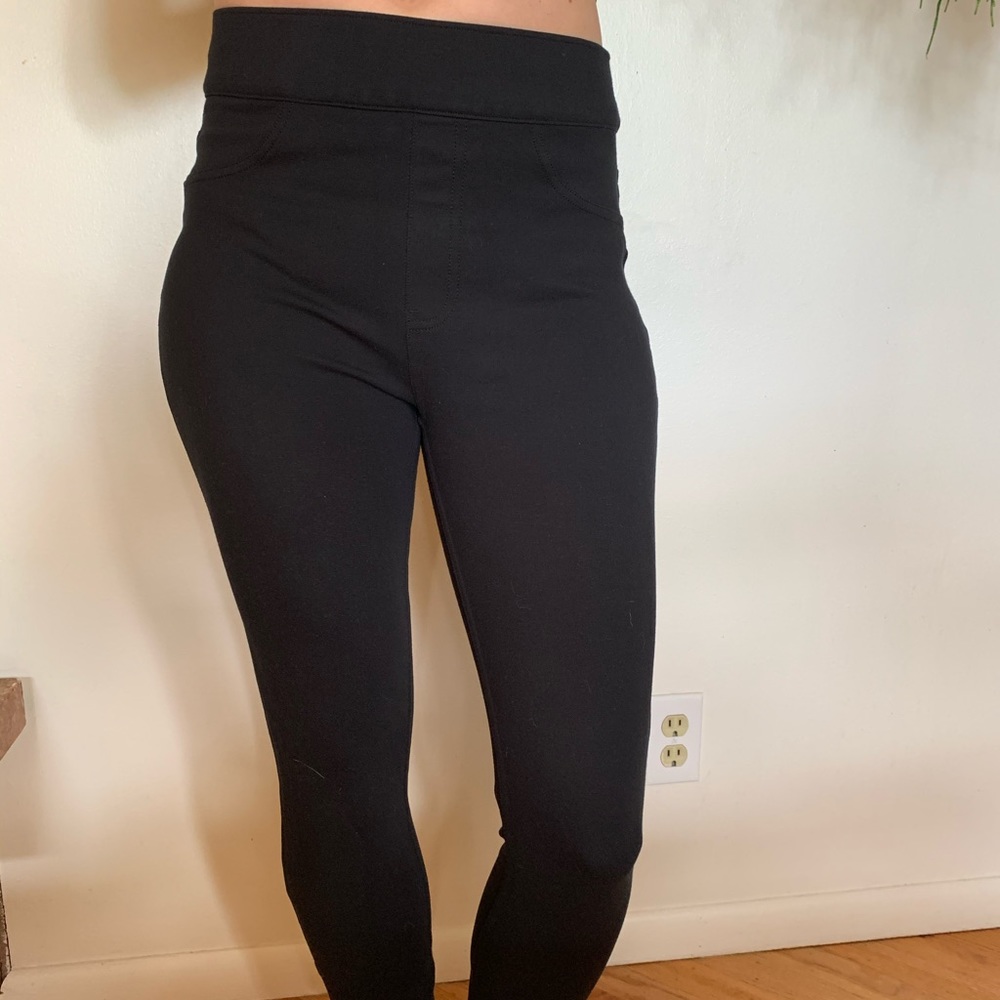 Spanx ankle length “work” pants w pockets